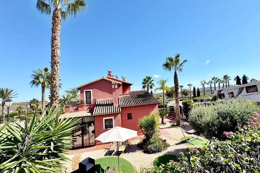 3 sovrum Semi-fristående Villa till salu i Hacienda del Alamo med pool garage - 344 950 € (Ref: 10175630)