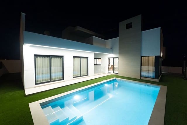 3 soverom Villa til salgs i Torre-Pacheco med svømmebasseng - € 869 900 (Ref: 8408547)
