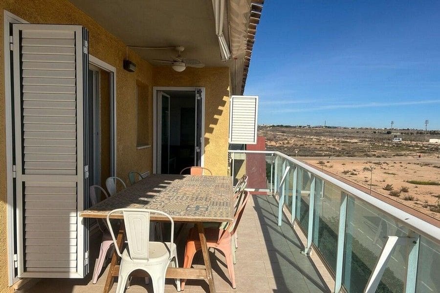 3 chambre Appartement à vendre à Hacienda del Alamo avec garage - 225 000 € (Ref: 8816549)