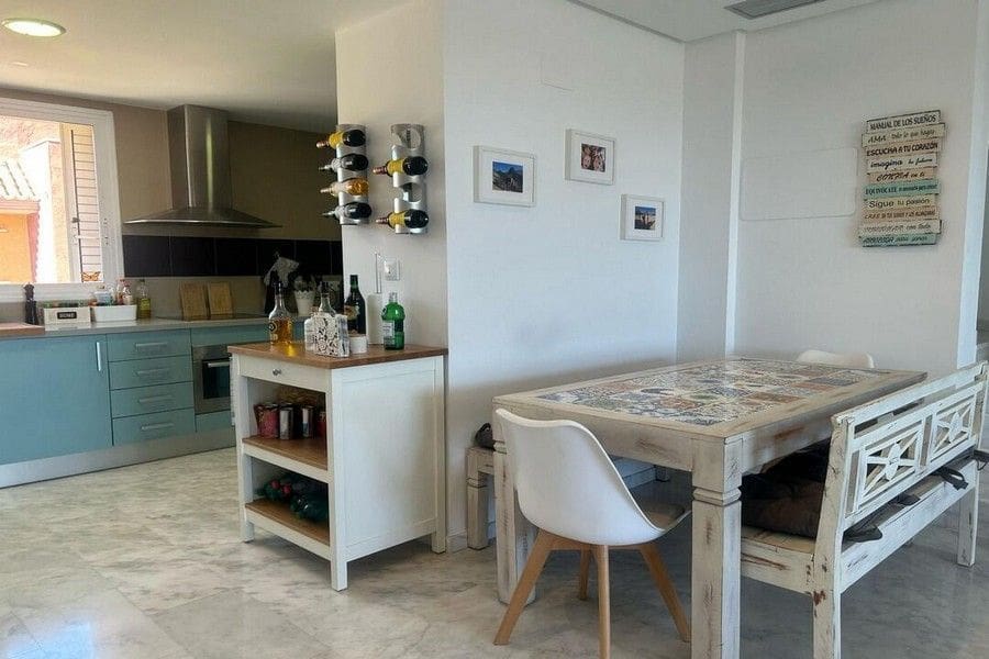 3 chambre Appartement à vendre à Hacienda del Alamo avec garage - 225 000 € (Ref: 8816549)