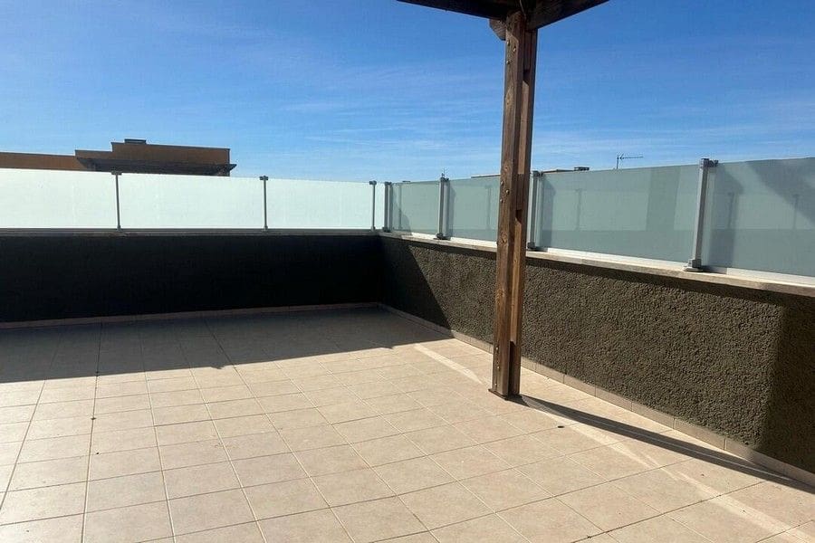 3 chambre Appartement à vendre à Hacienda del Alamo avec garage - 225 000 € (Ref: 8816549)