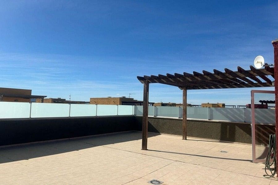 3 chambre Appartement à vendre à Hacienda del Alamo avec garage - 225 000 € (Ref: 8816549)