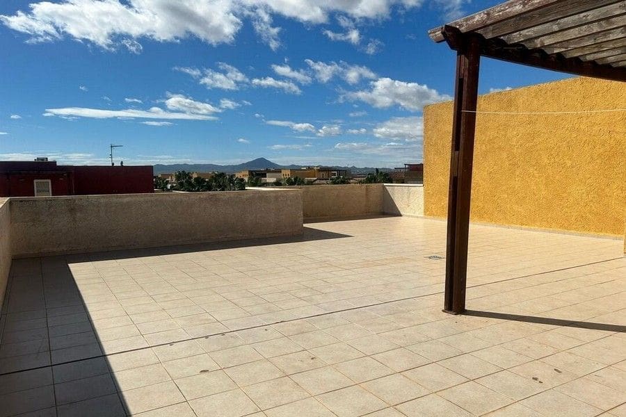 3 soveværelse Penthouse til salg i Fuente Alamo de Murcia med garage - € 215.000 (Ref: 8879471)