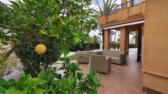 3 chambre Villa/Maison Semi-Mitoyenne à vendre à Hacienda del Alamo, Fuente Alamo de Murcia avec piscine garage - 242 500 € (Ref: 8959884)