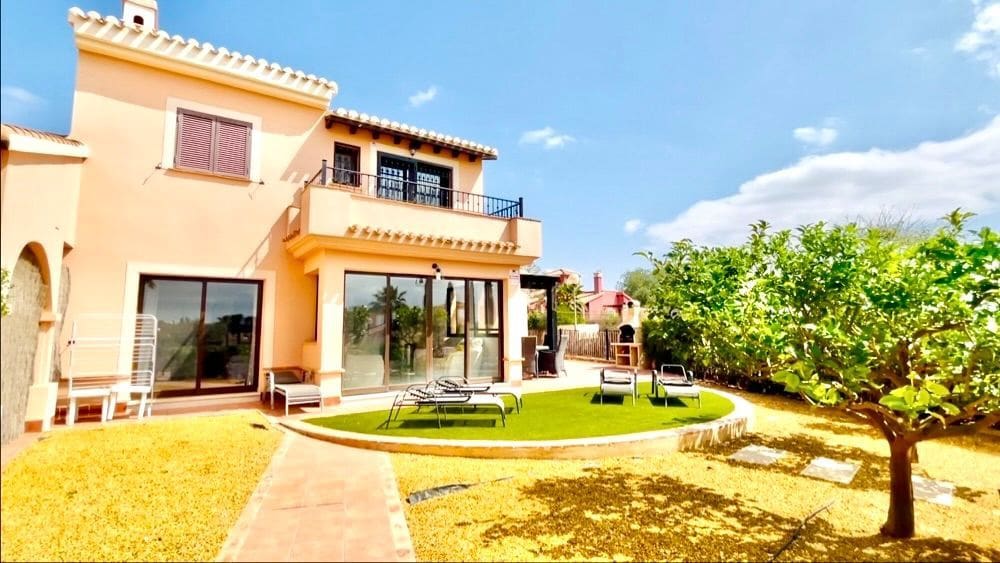 3 Zimmer Villa zu verkaufen in Fuente Alamo de Murcia mit Pool Garage - 285.000 € (Ref: 8959886)