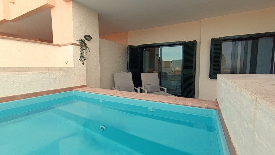 2 bedroom Apartment for sale in Hacienda del Alamo with garage - € 200,000 (Ref: 8987963)