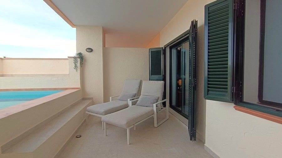 2 bedroom Apartment for sale in Hacienda del Alamo with garage - € 200,000 (Ref: 8987963)