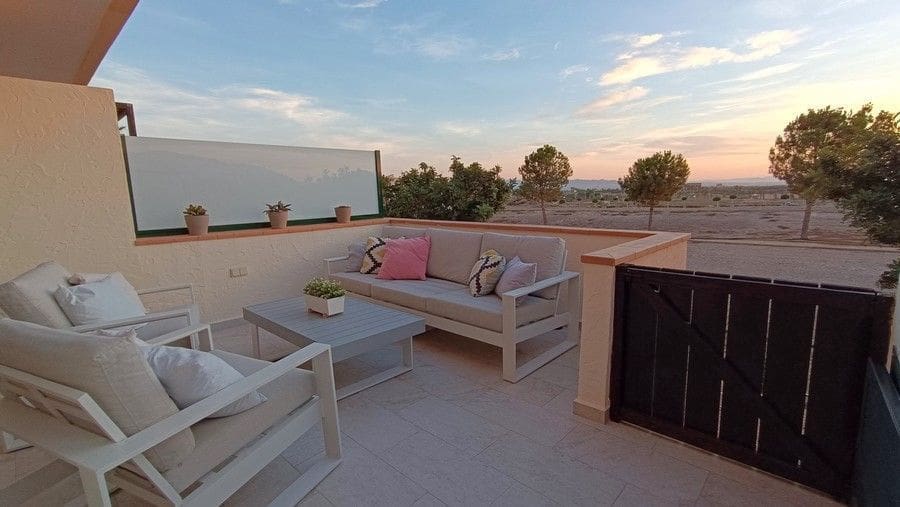 2 bedroom Apartment for sale in Hacienda del Alamo with garage - € 200,000 (Ref: 8987963)