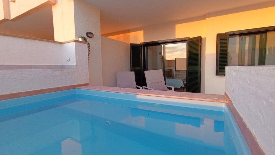 2 bedroom Apartment for sale in Hacienda del Alamo with garage - € 200,000 (Ref: 8987963)