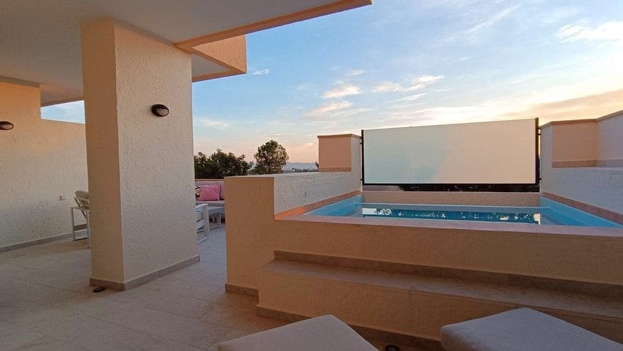 2 bedroom Apartment for sale in Hacienda del Alamo with garage - € 200,000 (Ref: 8987963)