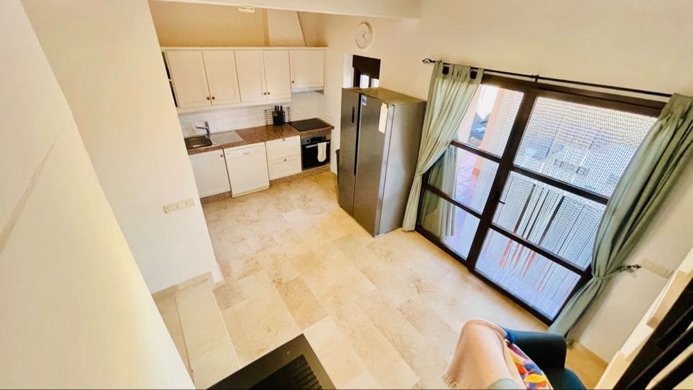 3 sypialnia Dom blizniak na sprzedaż w Hacienda del Alamo z basenem garażem - 215 000 € (Ref: 8987967)