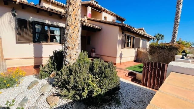 3 soverom Kjedet enebolig til salgs i Hacienda del Alamo, Fuente Alamo de Murcia med svømmebasseng garasje - € 215 000 (Ref: 8987967)
