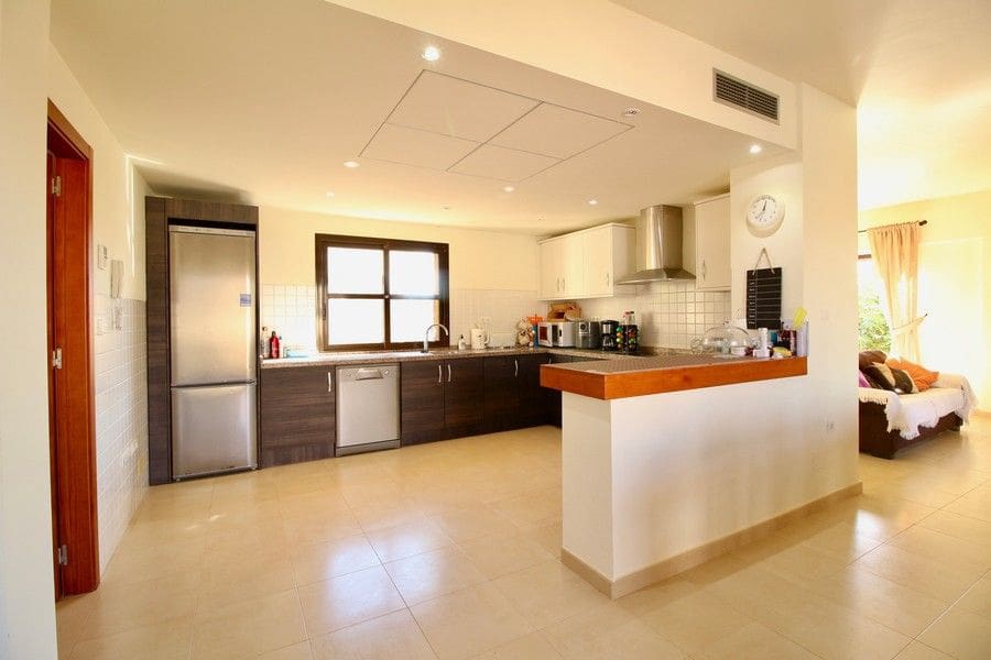 3 makuuhuone Huvila myytävänä paikassa Fuente Alamo de Murcia mukana uima-altaan 
autotalli - 425 000 € (Ref: 8987969)