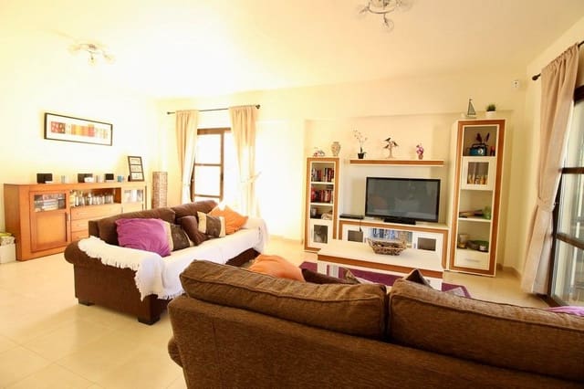 3 makuuhuone Huvila myytävänä paikassa Fuente Alamo de Murcia mukana uima-altaan 
autotalli - 425 000 € (Ref: 8987969)