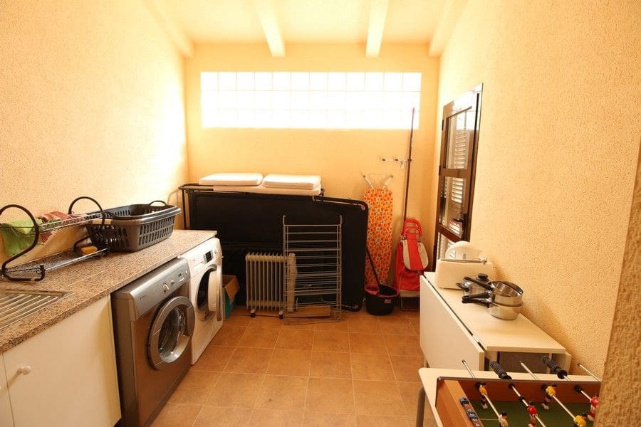 3 makuuhuone Huvila myytävänä paikassa Fuente Alamo de Murcia mukana uima-altaan 
autotalli - 425 000 € (Ref: 8987969)