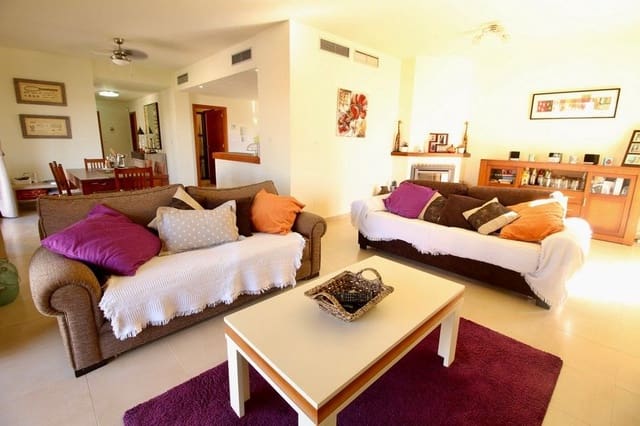 3 makuuhuone Huvila myytävänä paikassa Fuente Alamo de Murcia mukana uima-altaan 
autotalli - 425 000 € (Ref: 8987969)