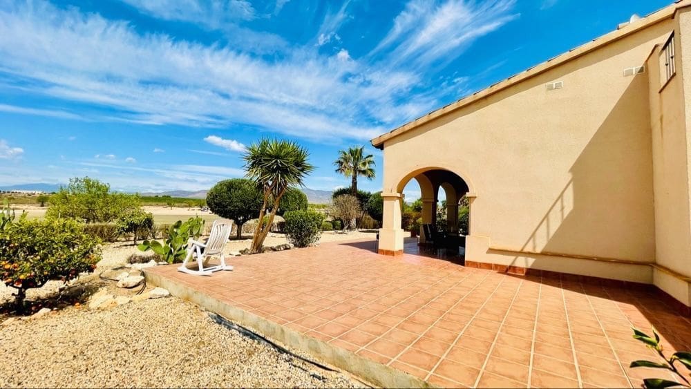 3 soveværelse Villa til salg i Hacienda del Alamo med garage - € 319.950 (Ref: 8987971)