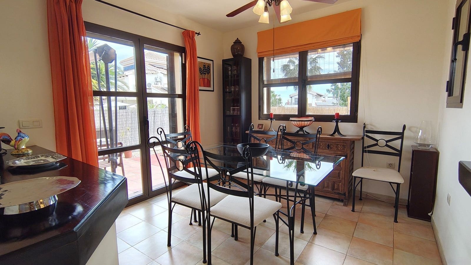 3 soveværelse Villa til salg i Hacienda del Alamo med swimmingpool - € 359.000 (Ref: 8987972)
