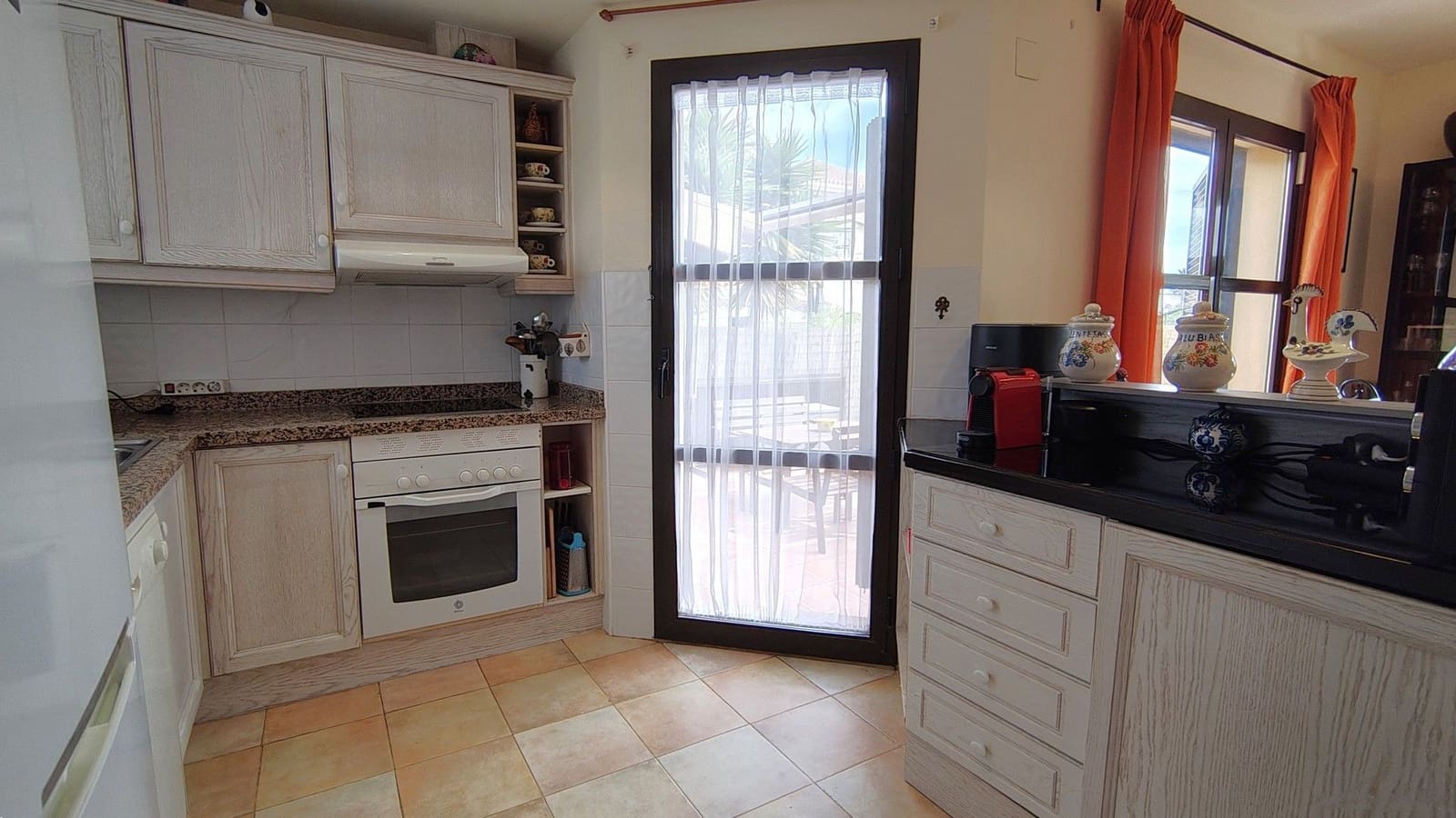 3 soveværelse Villa til salg i Hacienda del Alamo med swimmingpool - € 359.000 (Ref: 8987972)