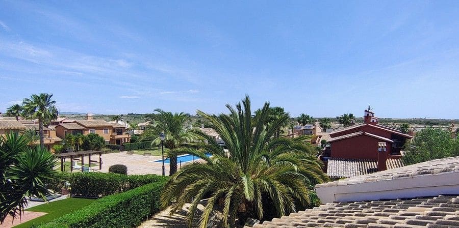 2 soverom Kjedet enebolig til salgs i Fuente Alamo de Murcia med svømmebasseng garasje - € 204 990 (Ref: 9016767)