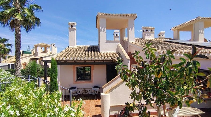 2 soverom Kjedet enebolig til salgs i Fuente Alamo de Murcia med svømmebasseng garasje - € 204 990 (Ref: 9016767)