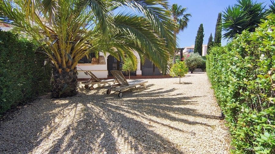 2 soverom Kjedet enebolig til salgs i Fuente Alamo de Murcia med svømmebasseng garasje - € 204 990 (Ref: 9016767)