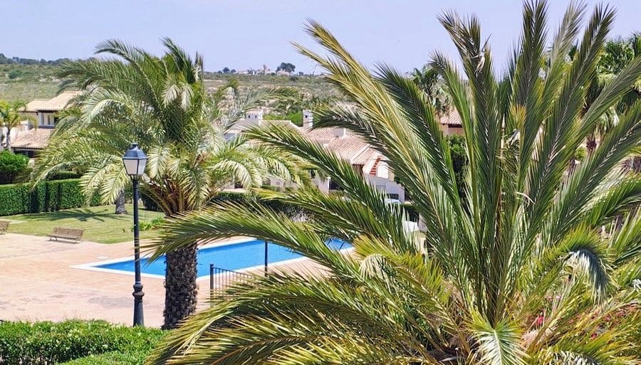 2 soverom Kjedet enebolig til salgs i Fuente Alamo de Murcia med svømmebasseng garasje - € 204 990 (Ref: 9016767)