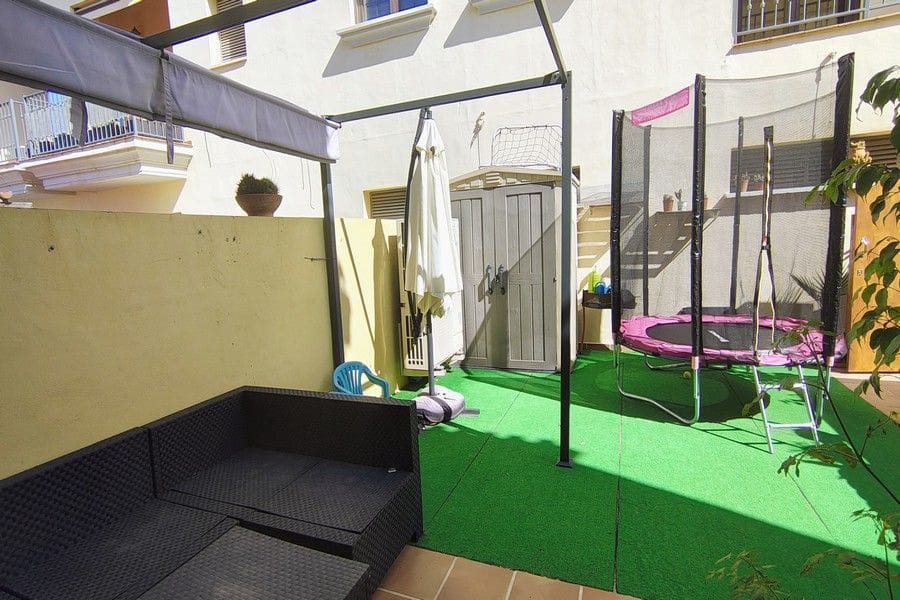 3 bedroom Townhouse for sale in Fuente Alamo de Murcia with pool garage - € 179,900 (Ref: 9028387)