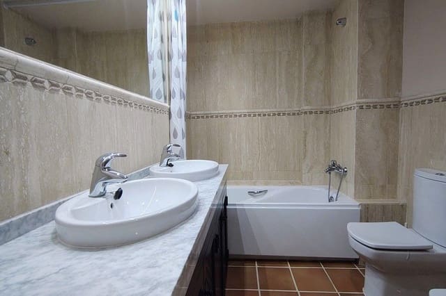 3 soveværelse Byhus til salg i Fuente Alamo de Murcia med swimmingpool garage - € 179.900 (Ref: 9028387)