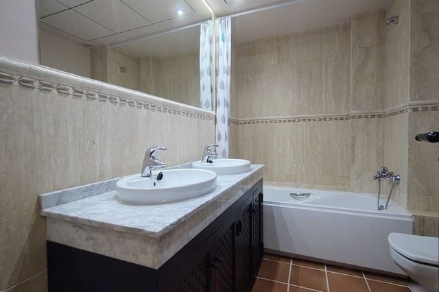 3 soveværelse Byhus til salg i Fuente Alamo de Murcia med swimmingpool garage - € 179.900 (Ref: 9028387)