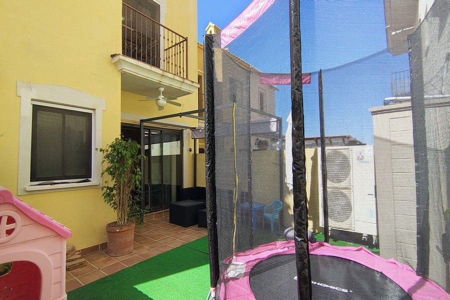 3 bedroom Townhouse for sale in Fuente Alamo de Murcia with pool garage - € 179,900 (Ref: 9028387)