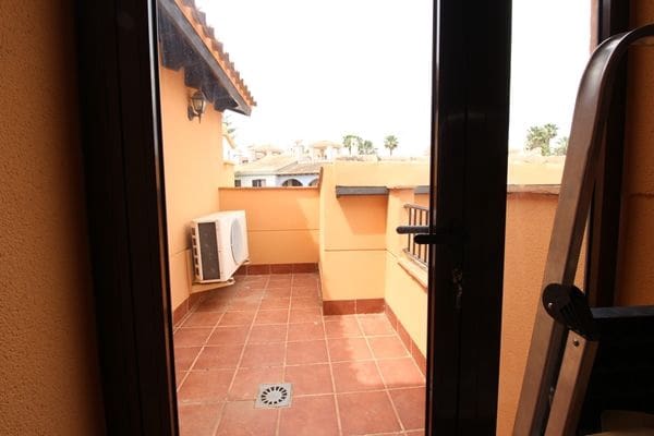 3 camera da letto Villetta Bifamiliare in vendita in Hacienda del Alamo con piscina garage - 249.900 € (Rif: 9075672)