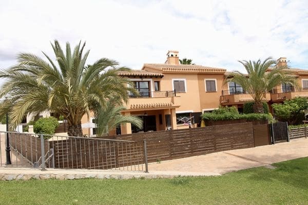 3 camera da letto Villetta Bifamiliare in vendita in Hacienda del Alamo con piscina garage - 249.900 € (Rif: 9075672)