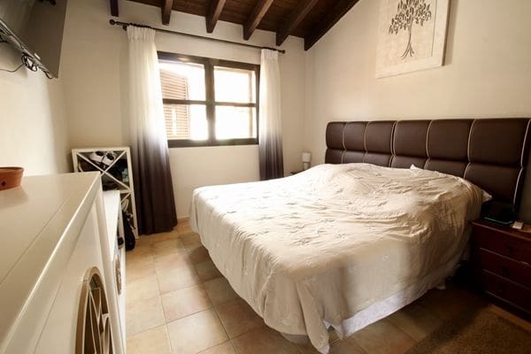 3 camera da letto Villetta Bifamiliare in vendita in Hacienda del Alamo con piscina garage - 249.900 € (Rif: 9075672)