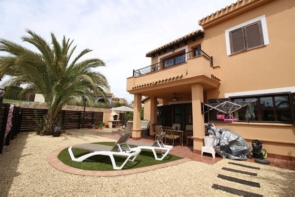 3 soverom Kjedet enebolig til salgs i Hacienda del Alamo, Fuente Alamo de Murcia med svømmebasseng garasje - € 249 900 (Ref: 9075672)