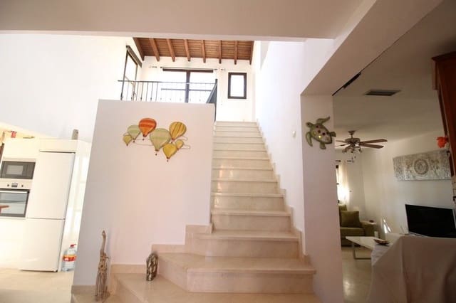 3 soveværelse Semi-Rækkehus til salg i Fuente Alamo de Murcia med swimmingpool garage - € 254.000 (Ref: 9223705)