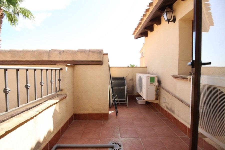 3 soveværelse Semi-Rækkehus til salg i Fuente Alamo de Murcia med swimmingpool garage - € 254.000 (Ref: 9223705)
