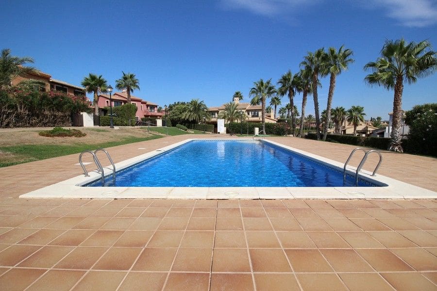 3 soveværelse Semi-Rækkehus til salg i Fuente Alamo de Murcia med swimmingpool garage - € 254.000 (Ref: 9223705)