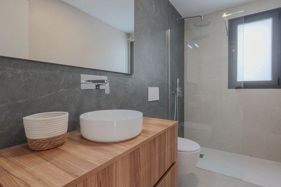 3 sypialnia Willa na sprzedaż w Los Alcazares z basenem - 555 000 € (Ref: 9289663)