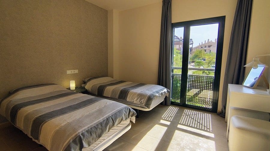 Apartamento de 2 habitaciones en Hacienda del Alamo en venta con garaje - 164.000 € (Ref: 9293565)