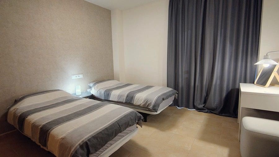 Apartamento de 2 habitaciones en Hacienda del Alamo en venta con garaje - 164.000 € (Ref: 9293565)