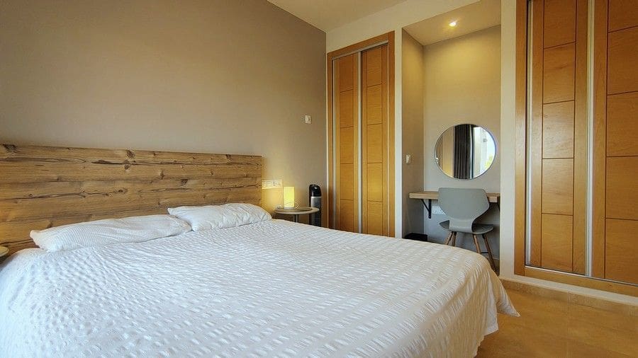 Apartamento de 2 habitaciones en Hacienda del Alamo en venta con garaje - 164.000 € (Ref: 9293565)