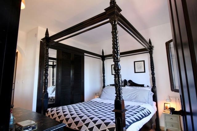 3 sypialnia Dom blizniak na sprzedaż w Fuente Alamo de Murcia z basenem garażem - 189 000 € (Ref: 9332751)