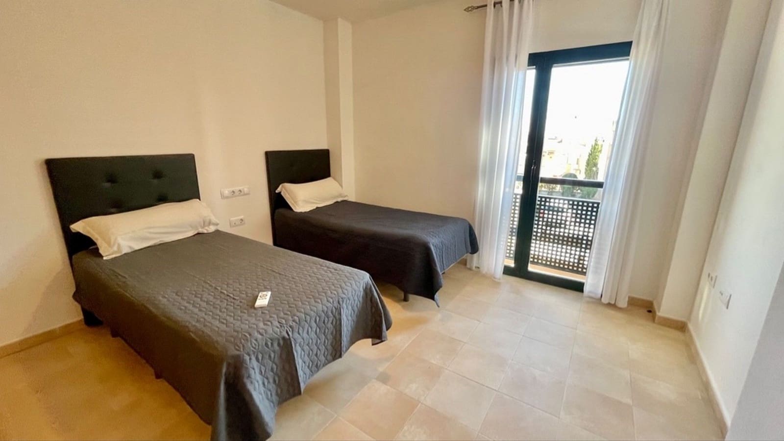 2 bedroom Apartment for sale in Hacienda del Alamo with pool garage - € 144,950 (Ref: 9335480)