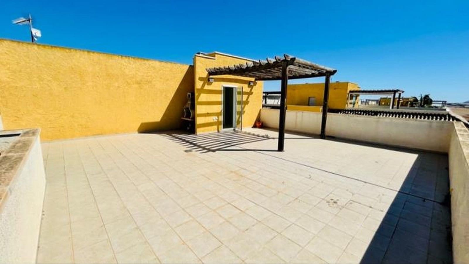 3 makuuhuone Huoneisto myytävänä paikassa Fuente Alamo de Murcia mukana 
autotalli - 185 000 € (Ref: 9353953)