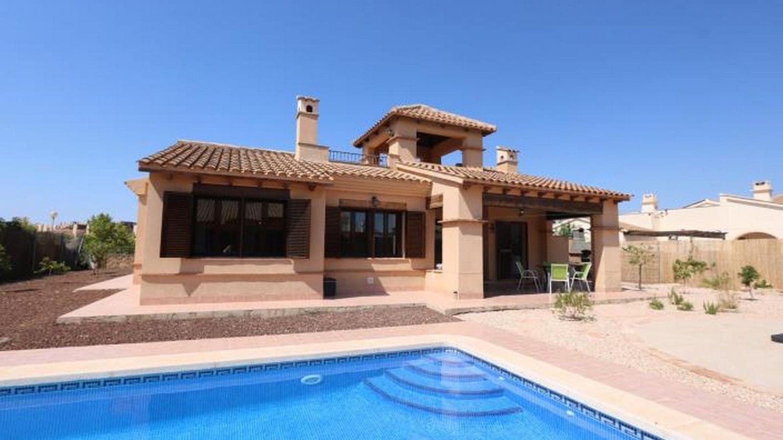 3 bedroom Bungalow for sale in Hacienda del Alamo with pool garage - € 357,000 (Ref: 9371190)