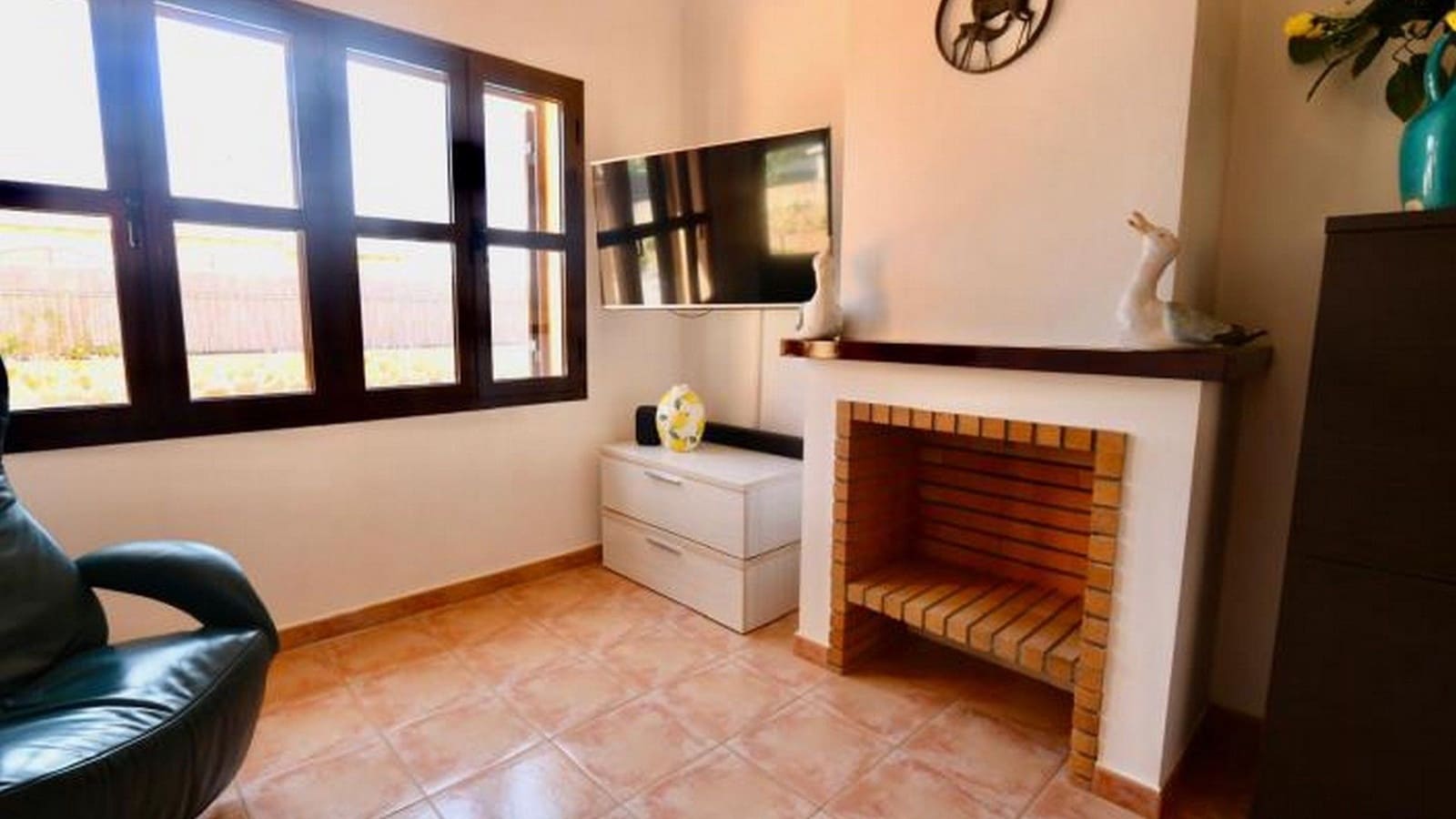 3 bedroom Bungalow for sale in Hacienda del Alamo with pool garage - € 357,000 (Ref: 9371190)