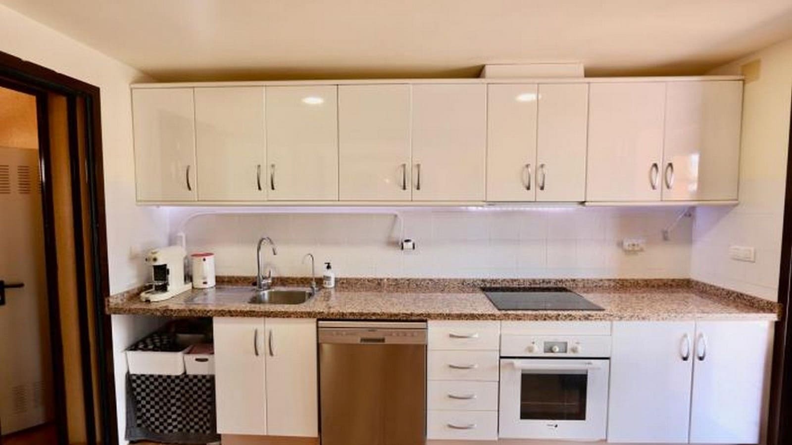 3 bedroom Bungalow for sale in Hacienda del Alamo with pool garage - € 357,000 (Ref: 9371190)