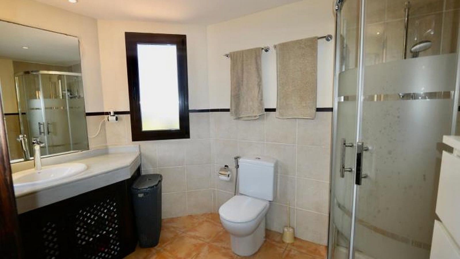 3 bedroom Bungalow for sale in Hacienda del Alamo with pool garage - € 357,000 (Ref: 9371190)