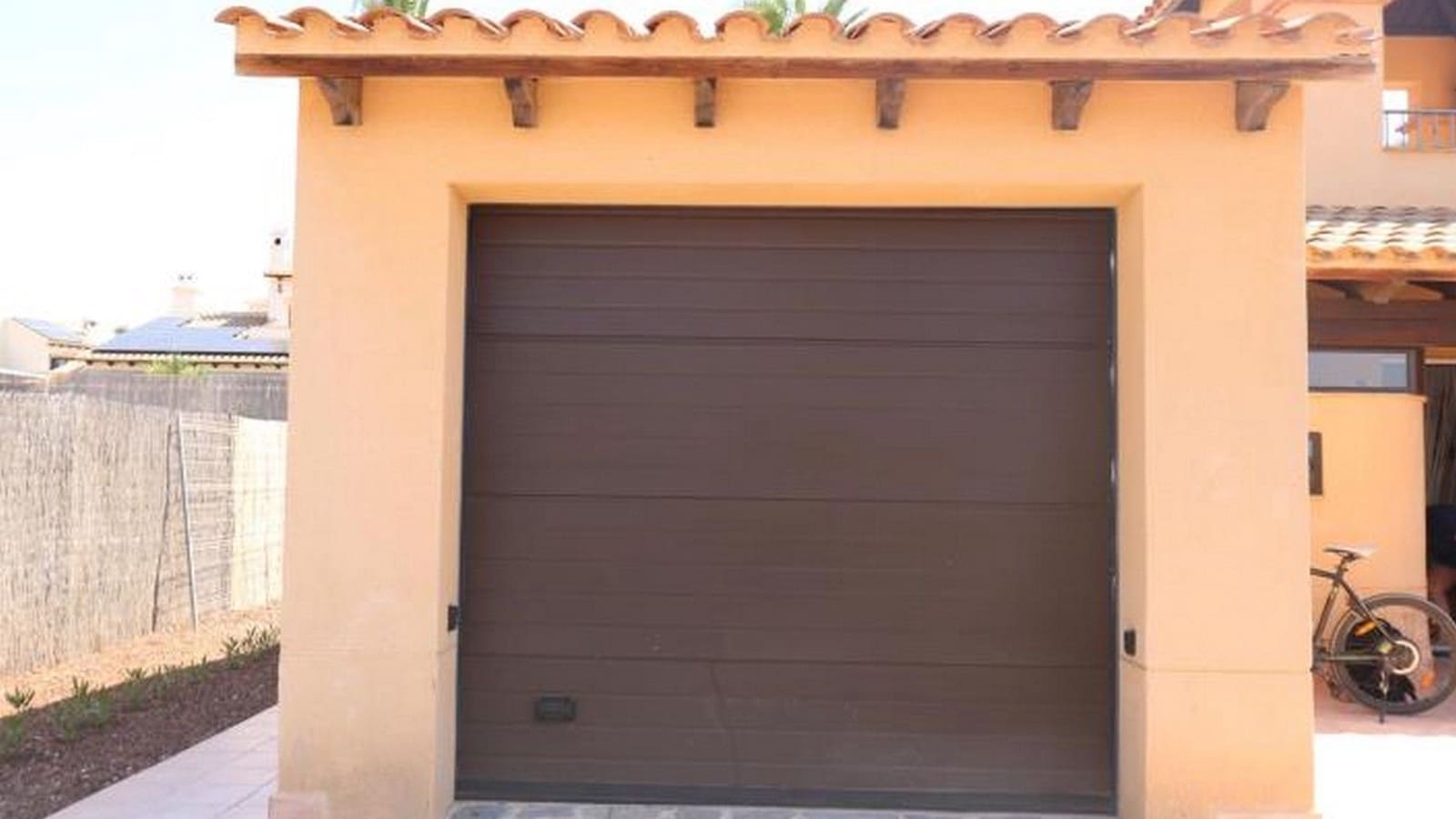 3 bedroom Bungalow for sale in Hacienda del Alamo with pool garage - € 357,000 (Ref: 9371190)